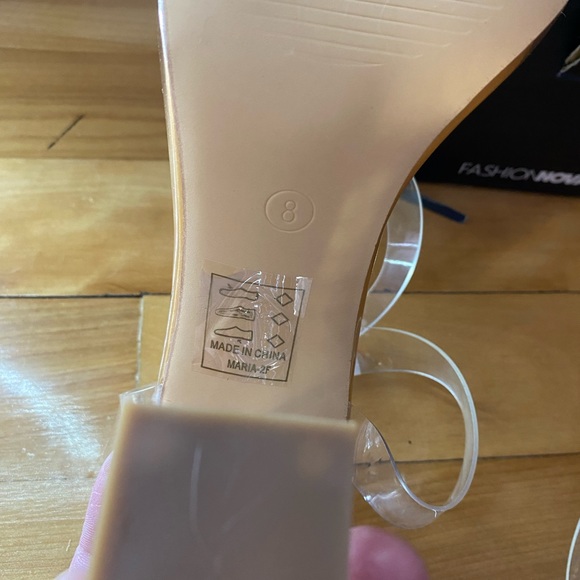 Fashion Nova Glass slipper with rose gold - Picture 5 of 9